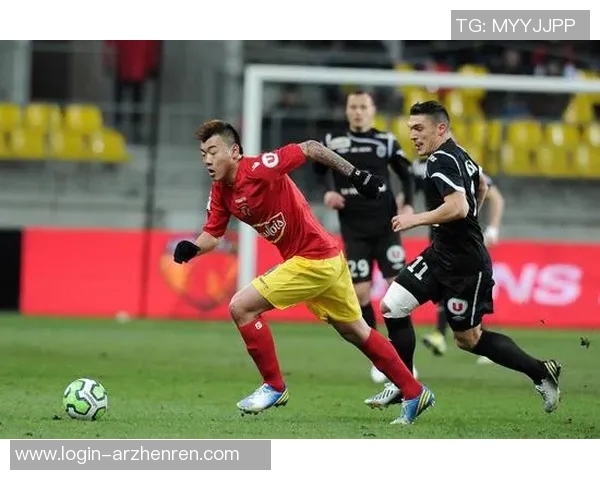 勒芒与阿雅GF的精彩对决揭示了足球战术与团队合作的完美结合